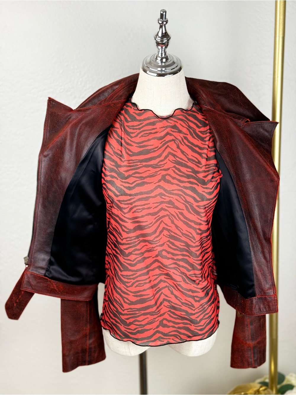 ARCHIVAL SUIT JEWELS by Julie Knapp Burnished Leather Moto Suit Set/S Red Black - Picture 4 of 16